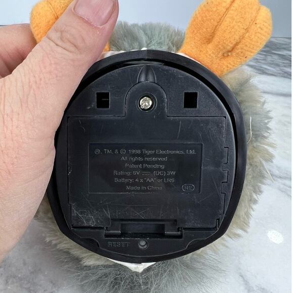 VTG TIGER Furby 1998 70-800 Gray/Gray w/ Green Eyes and Pink Ears UNTESTED - Picture 5 of 7